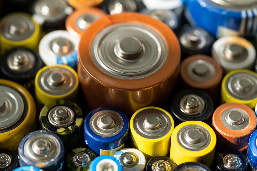 The Pros & Cons of Rechargeable Batteries