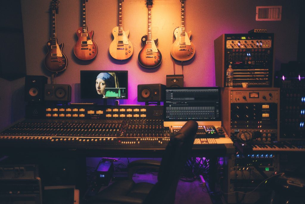 How To Establish Yourself As A Self-Made Artist and Music Producer