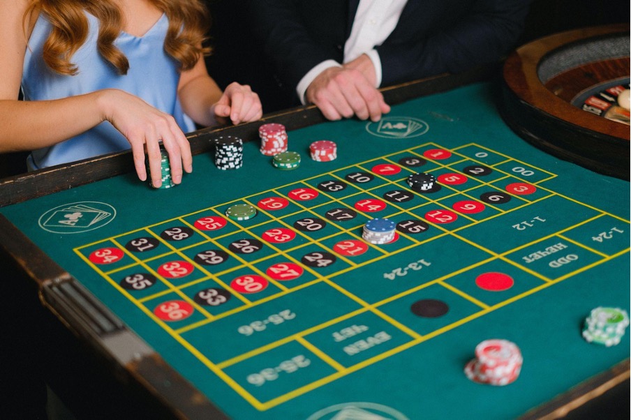 The Challenges and Opportunities of Recruiting and Retaining Casino Employees