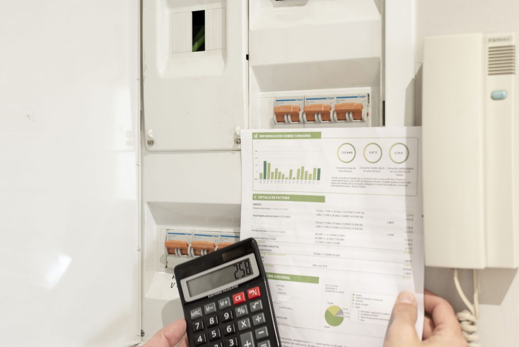 Wise Spending: Top Ways to Effectively Manage Your Monthly Utility Bills